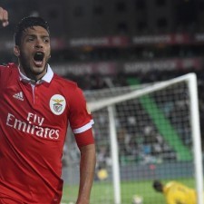 Benfica no topo da Primeira Liga