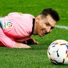 Lionel Messi pronto para defrontar o Paris Saint-Germain