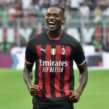 Transferência de Rafael Leão procura oportunidade na Liga dos Campeões
