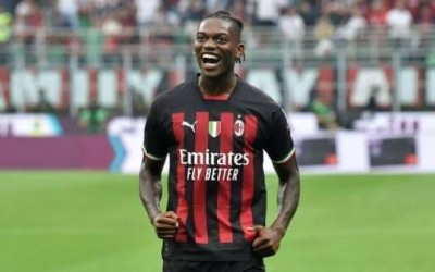 Transferência de Rafael Leão procura oportunidade na Liga dos Campeões