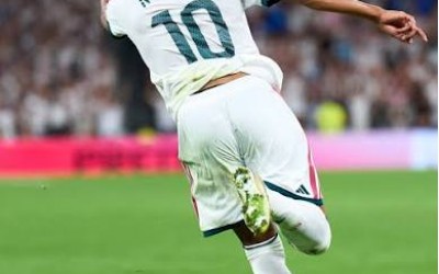 Kylian Mbappé já não esconde a ambição de conquistar a Bola de Ouro