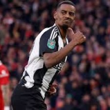Alexander Isak foi fundamental para facilitar a transferência de Luis Díaz